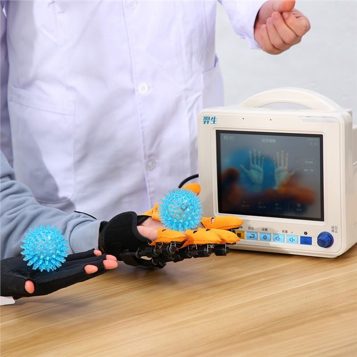 Guanto per stimolatore muscolare per pazienti con ictus