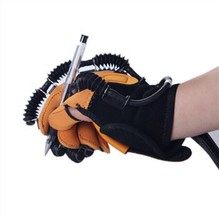 Guanto per terapia manuale per anziani