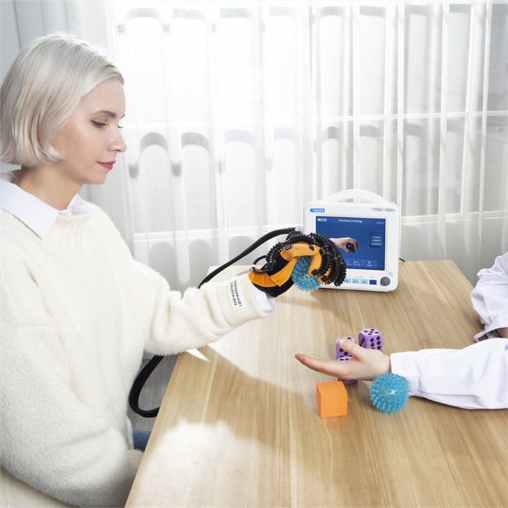 Guanto robotico morbido per il recupero dell'ictus